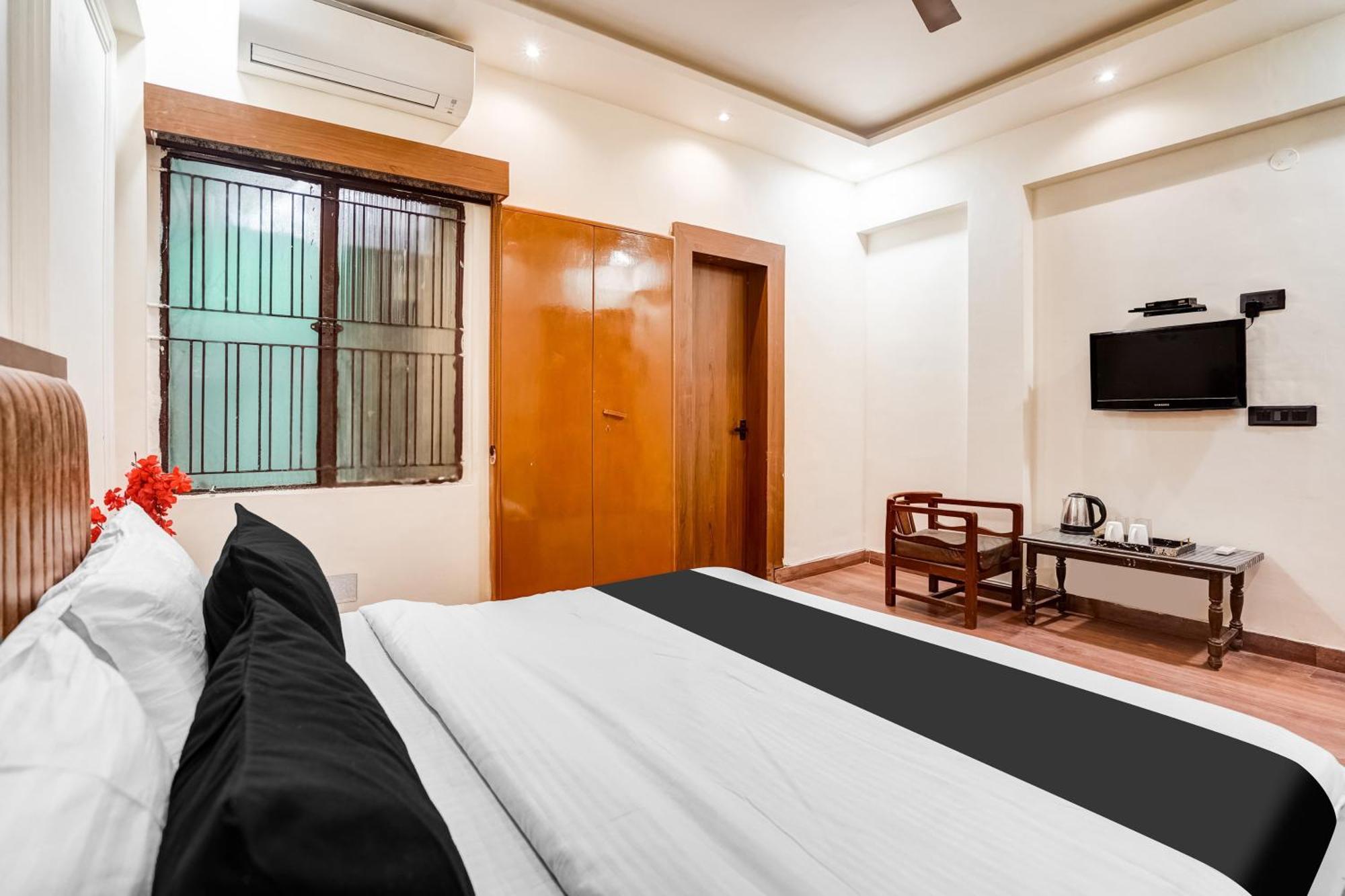 Super Collection O Ratan Lal Nagar Hotel Kanpur Bagian luar foto
