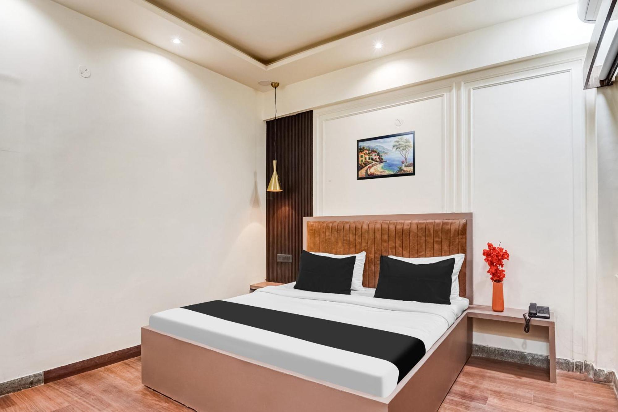 Super Collection O Ratan Lal Nagar Hotel Kanpur Bagian luar foto